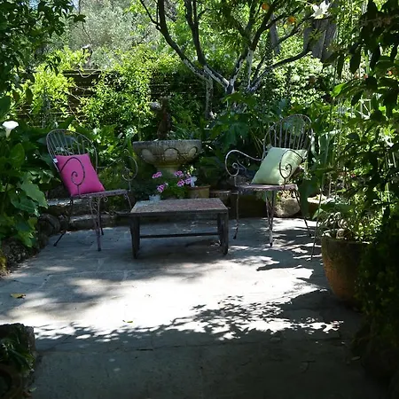 The Gardeners House Villa Gastouri (Corfu)